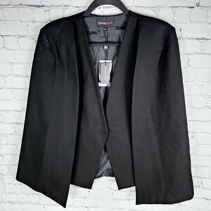 JEANNE BEKER | single snap button close vest with attached cape